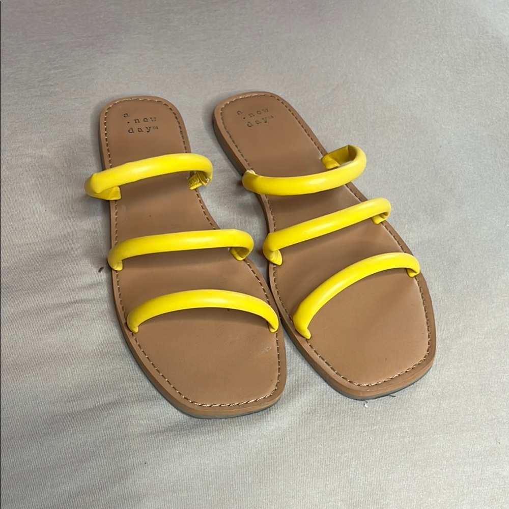 A New Day Women's Yellow Slide Sandals Size 8 1/2